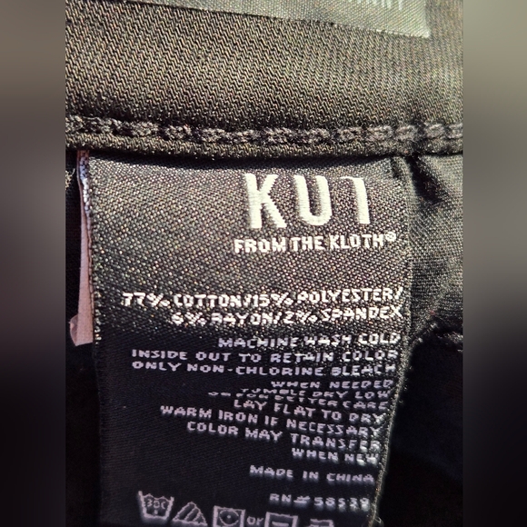 ​Kut from the Kloth Mia Toothpick Skinny Jeans – Distressed Black sz 6 - Picture 7 of 8